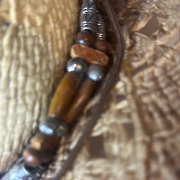 Brown Woven Straw Hat with Beaded Band❤️ - Picture 15 of 17